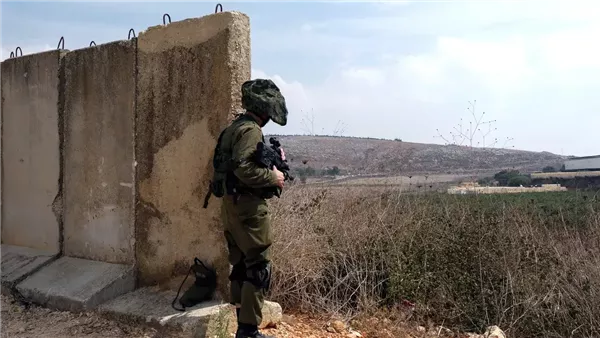 جيش الاحتلال يحقق تقدماً جديداً في ريف دمشق جيش الاحتلال يحقق تقدماً جديداً في ريف دمشق