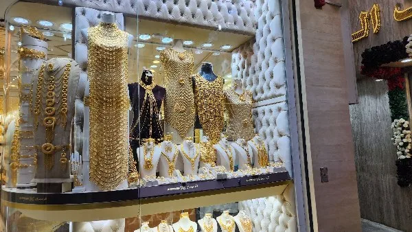 سعر جرام الذهب الشهير اليوم 4 يوليو 2025 سعر جرام الذهب الشهير اليوم 4 يوليو 2025
