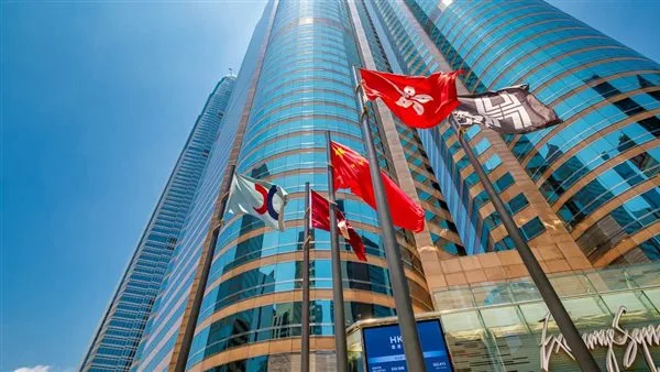 أسواق هونج كونج تستعد لتسجيل خسارة أسبوعية ملحوظة في ظل انتعاش الأسواق الأمريكية. أسواق هونج كونج تستعد لتسجيل خسارة أسبوعية ملحوظة في ظل انتعاش الأسواق الأمريكية.