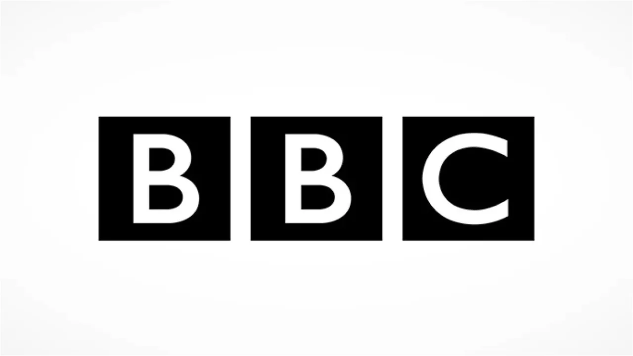 100 موظف في BBC يدّعون انحياز الشبكة في تغطية حرب غزة: أصبحت أداة دعاية 100 موظف في BBC يدّعون انحياز الشبكة في تغطية حرب غزة: أصبحت أداة دعاية