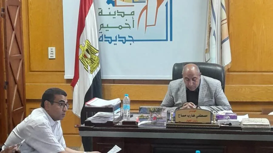 “الإسكان”: افتتاح مبنى الإسعاف وتطوير طرق الإسكان الاجتماعي في مدينة أخميم الجديدة “الإسكان”: افتتاح مبنى الإسعاف وتطوير طرق الإسكان الاجتماعي في مدينة أخميم الجديدة
