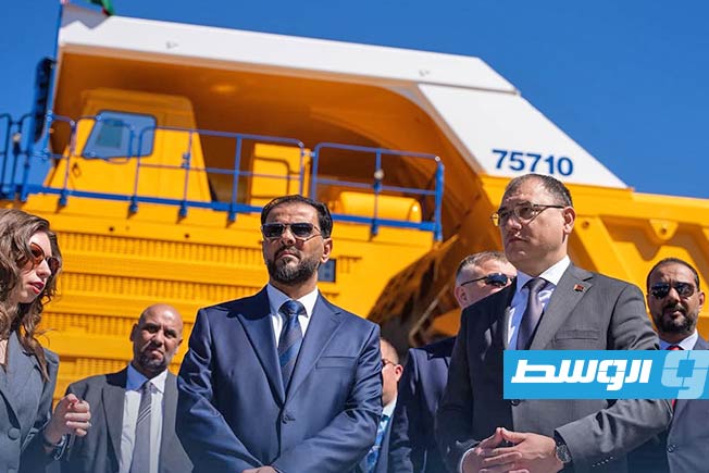 حماد خلال زيارته معرض «بيلا إكسبو 2025» في مينسك، 3 يوليو 2025. (وال)