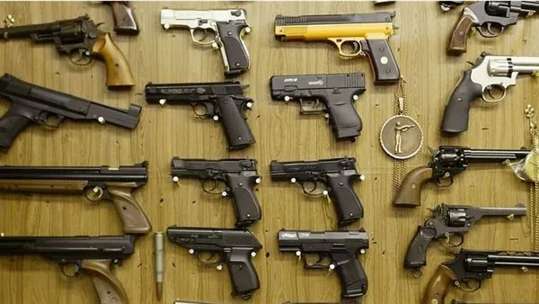 ضبط 28 كيلو من المخدرات والأسلحة النارية في دمياط ضبط 28 كيلو من المخدرات والأسلحة النارية في دمياط