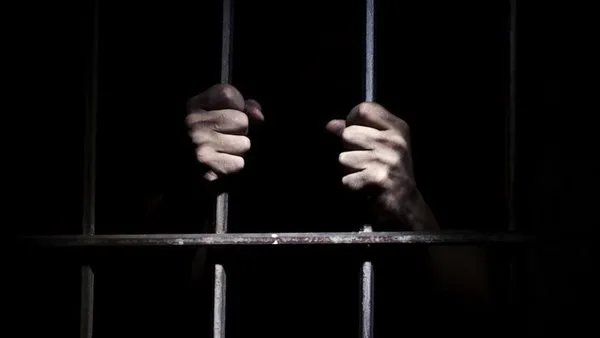 إطلاق سراح المتهمة في حادث دهس 4 أسر بالتجمع الخامس بعد التوصل إلى تسوية إطلاق سراح المتهمة في حادث دهس 4 أسر بالتجمع الخامس بعد التوصل إلى تسوية
