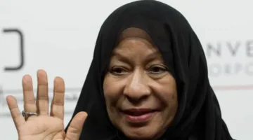 عاجل | تفاصيل وفاة الفنانة الإماراتية رزيقة الطارش عن عمر يناهز 71 عامًا اليوم