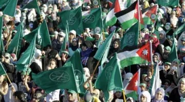 جمعة أردنية” بدون أي فعاليات شعبية.. و”منع الجماعة” أضعف من “الملتقيات”: رسائل وراء “حظر دعم المقاومة” وتحذيرات حقوقية من زيادة الاحتقان نتيجة “استجابة للتوجهات الأمريكية