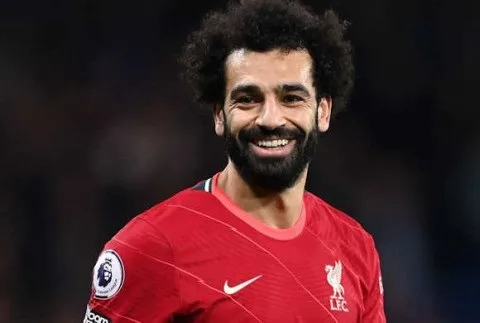 محمد صلاح يقدّم التعازي لزميله في ليفربول ديوغو جوتا محمد صلاح يقدّم التعازي لزميله في ليفربول ديوغو جوتا