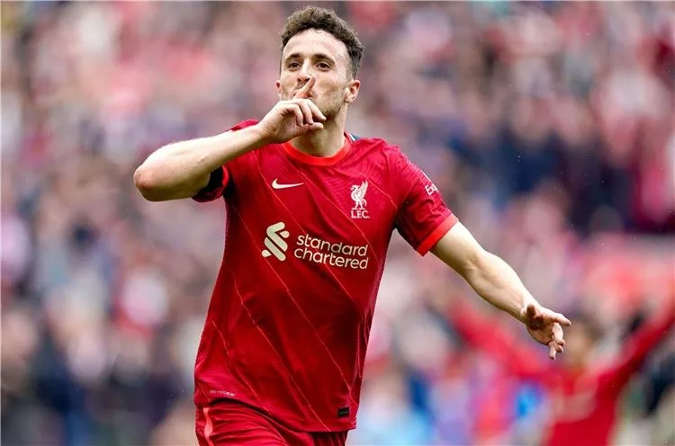 ليفربول ينظم رحلة طيران إلى البرتغال لتقديم العزاء في جوتا ليفربول ينظم رحلة طيران إلى البرتغال لتقديم العزاء في جوتا