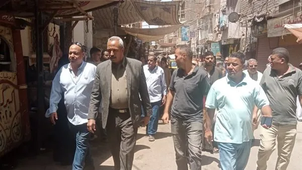 إزالة التعديات والمخالفات من قبل الباعة المتجولين في شوارع أبوتيج بأسيوط إزالة التعديات والمخالفات من قبل الباعة المتجولين في شوارع أبوتيج بأسيوط