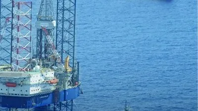 شركة أديس المالكة للبارجة أدمارين 12 الغارقة في البحر الأحمر: عودة 17 ناجيًا إلى منازلهم، ونجدد التزامنا بتقديم الدعم لأسر الضحايا والمصابين والمفقودين. شركة أديس المالكة للبارجة أدمارين 12 الغارقة في البحر الأحمر: عودة 17 ناجيًا إلى منازلهم، ونجدد التزامنا بتقديم الدعم لأسر الضحايا والمصابين والمفقودين.