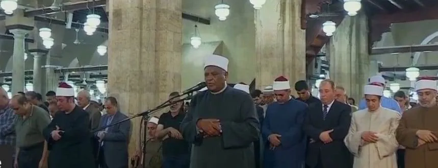 خطيب الأزهر: يجب علينا استلهام درس من الهجرة النبوية لبناء وحدة الأمة في مواجهة تحديات العصر. خطيب الأزهر: يجب علينا استلهام درس من الهجرة النبوية لبناء وحدة الأمة في مواجهة تحديات العصر.