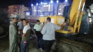 انفجار غير متوقع في أنبوب مياه الشرب بأبوحماد والجهات المختصة تتدخل سريعاً للإصلاح