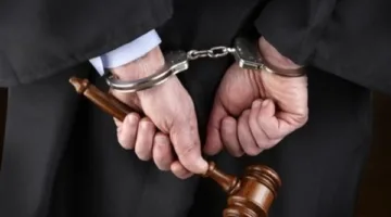 شرطة الجيزة تعتقل المشتبه به في قتل زوجته بسلاح أبيض داخل منزلهما في الطالبية