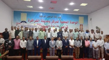أخبار الوادي الجديد: رئيس الجامعة يشارك في قافلة زراعية بالفرافرة واستقبال مرشحي الشيوخ في المعمل المشترك بالخارجة