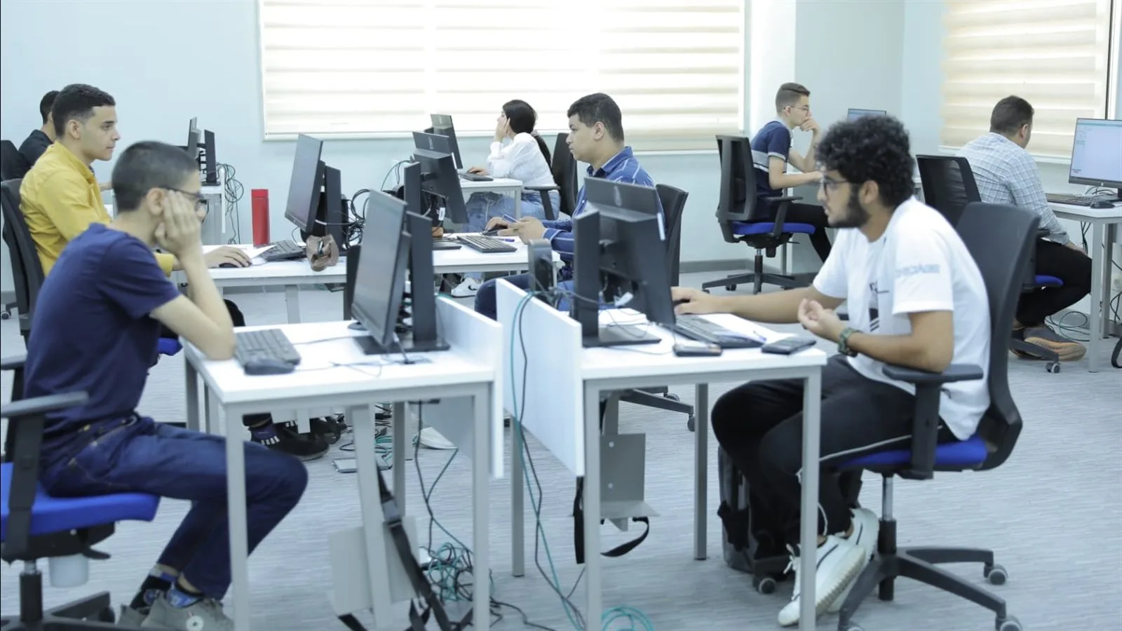 توقعات تنسيق الجامعات لعام 2025: مؤشرات أولية تهم طلاب الثانوية العامة توقعات تنسيق الجامعات لعام 2025: مؤشرات أولية تهم طلاب الثانوية العامة