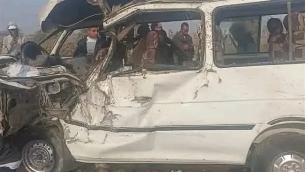 عاجل: 15 شخصًا يتعرضون للإصابة في حادث سير خطير على الطريق الصحراوي الغربي بالمنيا