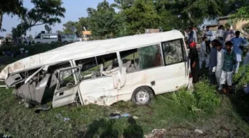 مقتل 6 أفراد وجرح 18 آخرين في حادث تصادم بباكستان