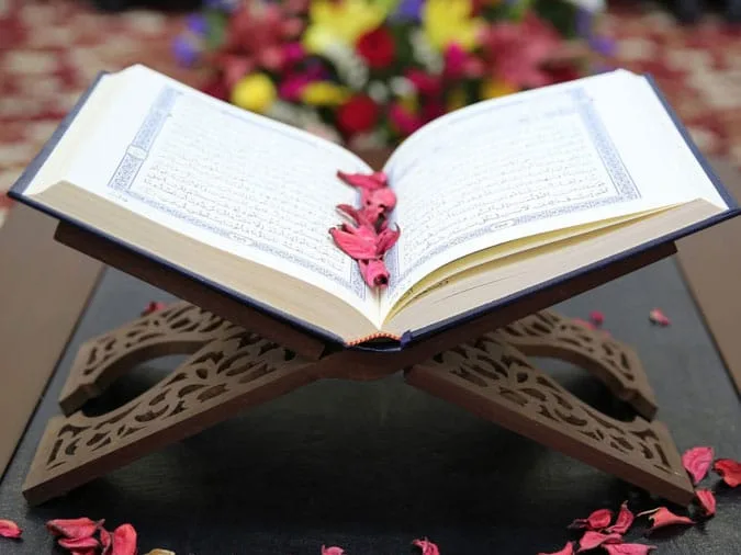 حكم من تناول الطعام أو الشراب ناسيًا خلال صيام يوم عاشوراء: الرؤية الشرعية