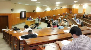 ما هي الجامعات التي تتطلب اختبار القدرات لعام 2025؟ دليل لاختيار تخصصك وتحقيق طموحاتك.