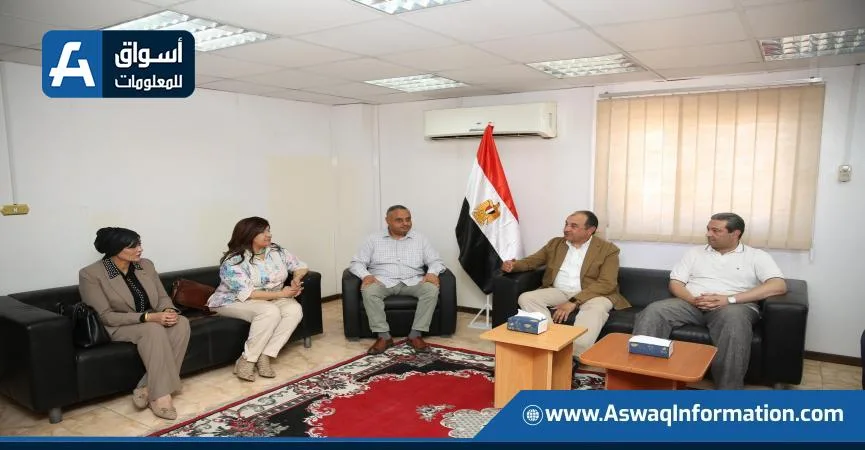 لأول مرة: وزير قطاع الأعمال يعلن عن إنشاء مصانع لإنتاج أقمشة الجينز في “دمياط للغزل والنسيج” لأول مرة: وزير قطاع الأعمال يعلن عن إنشاء مصانع لإنتاج أقمشة الجينز في “دمياط للغزل والنسيج”