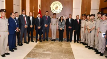 وزارة التضامن الاجتماعي تدشّن مركز مراقبة الشبكة الوطنية للطوارئ والسلامة العامة في مقر الوزارة بالعاصمة الإدارية بالتعاون مع إدارة الإشارة في القوات المسلحة.