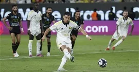 النصر السعودي يلوح بصفقة ضخمة بفضل رونالدو