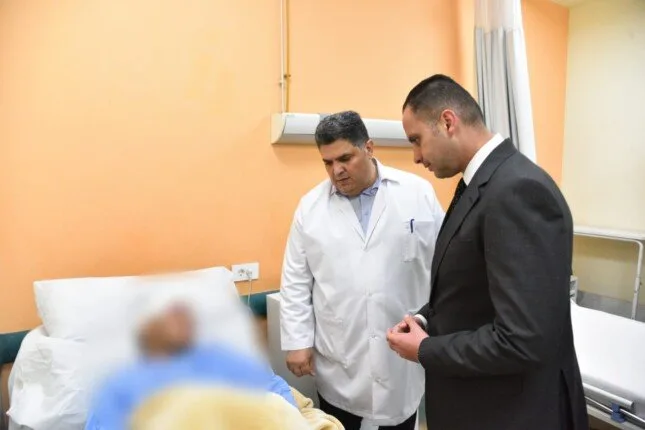 نائب وزير الصحة يزور مستشفى الباجور التخصصي للاطلاع على صحة مصابي حادث الدائري الإقليمي نائب وزير الصحة يزور مستشفى الباجور التخصصي للاطلاع على صحة مصابي حادث الدائري الإقليمي