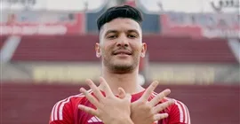 الأهلي يختار بديلاً غير متوقع لأشرف داري.. التفاصيل