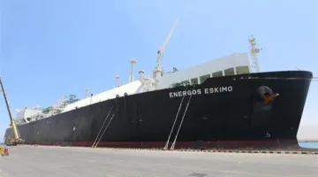 وزارة البترول والثروة المعدنية تضمن توفير إمدادات الغاز لكافة القطاعات بواسطة أربع سفن تزويد