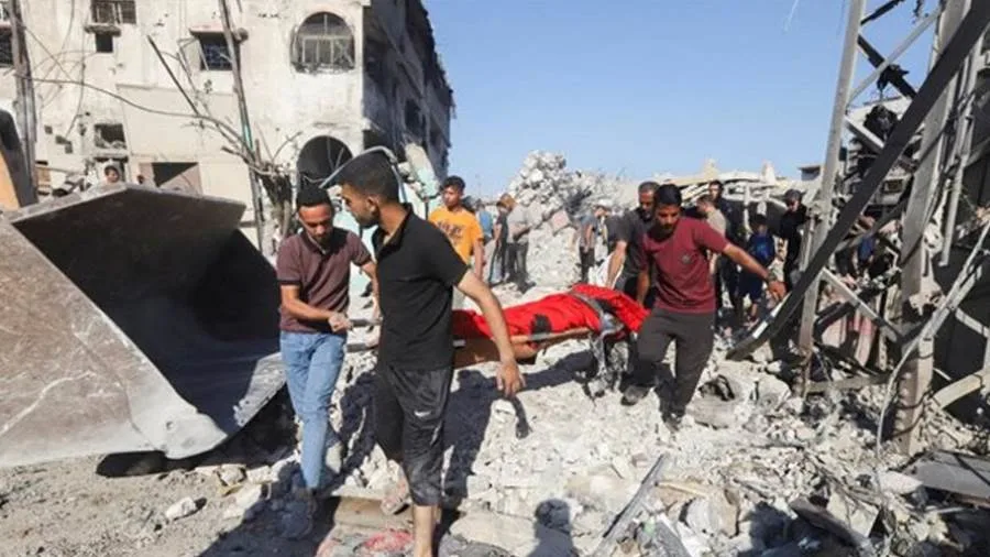 6 شهداء في قصف للاحتلال استهدف مقهى في وسط قطاع غزة 6 شهداء في قصف للاحتلال استهدف مقهى في وسط قطاع غزة