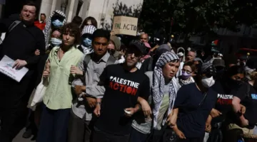 الشرطة البريطانية تلقي القبض على أكثر من 20 ناشطاً من حركة ‘فلسطين أكشن’