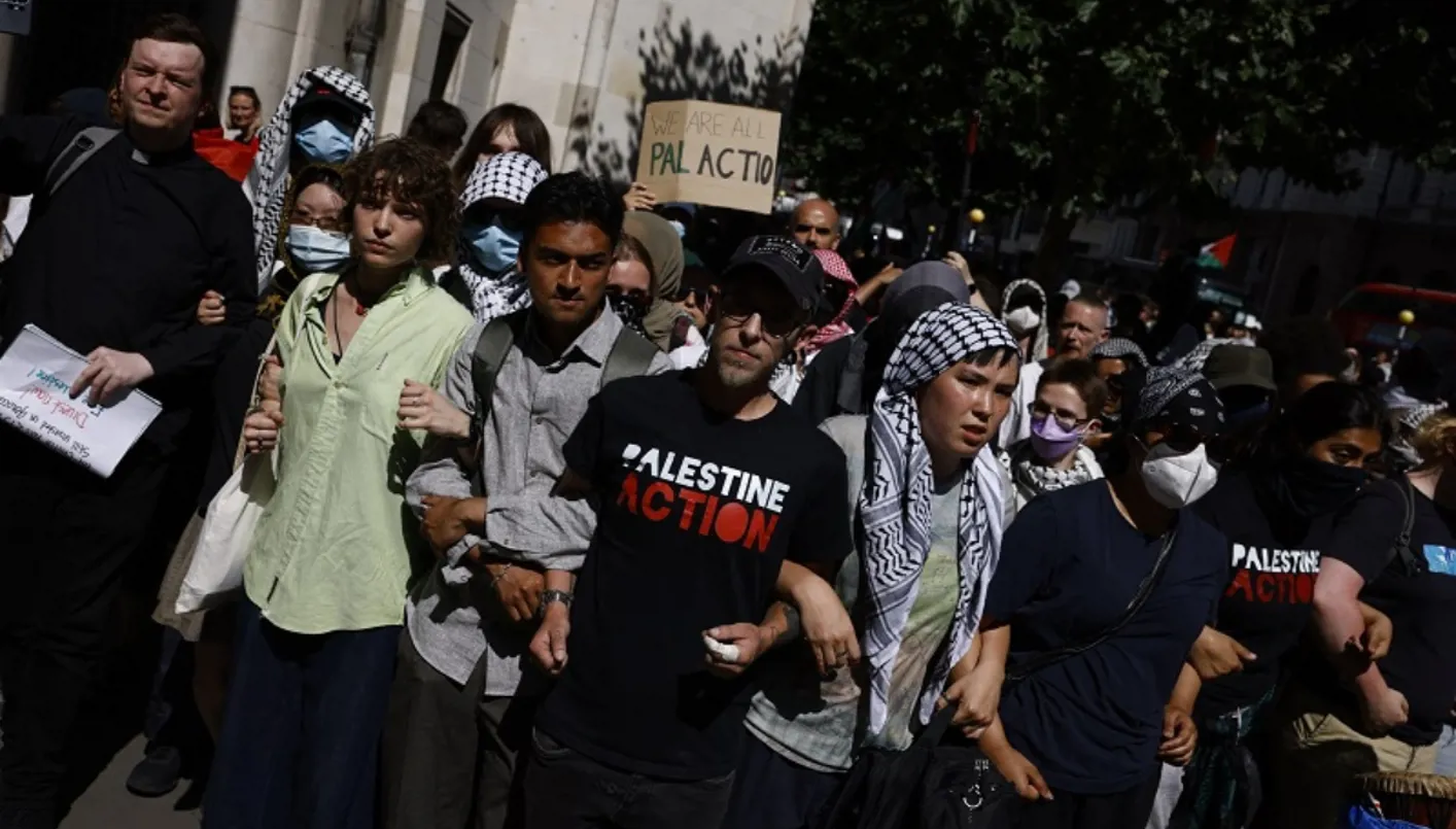 الشرطة البريطانية تلقي القبض على أكثر من 20 ناشطاً من حركة ‘فلسطين أكشن’ الشرطة البريطانية تلقي القبض على أكثر من 20 ناشطاً من حركة ‘فلسطين أكشن’