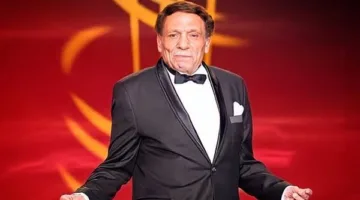 اكتشف أحدث إطلالة للزعيم عادل إمام في مراسم زفاف حفيده.. صورة