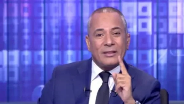 أحمد موسى: من يدعم وطني سأضعه على رأسي، ومن يرغب في تدميره سيكون عدوي. أحمد موسى: من يدعم وطني سأضعه على رأسي، ومن يرغب في تدميره سيكون عدوي.