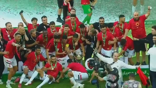 اتحاد الجزائر يحصد كأس الجزائر للمرة التاسعة بعد انتصاره على شباب بلوزداد. اتحاد الجزائر يحصد كأس الجزائر للمرة التاسعة بعد انتصاره على شباب بلوزداد.