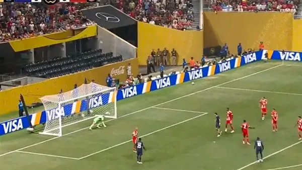 باريس سان جيرمان يتأهل لنصف نهائي كأس العالم للأندية بعد سحق بايرن ميونخ