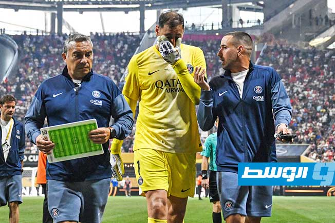 تأثر حارس باريس سان جيرمان الفرنسي جيانلويجي دوناروما بعد إصابة جمال موسيالا لاعب فريق بايرن ميونخ الألماني خلال مواجهة فريقه مع باريس سان جيرمان في كأس العالم للأندية، السبت 5 يوليو 2025 (إكس)