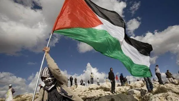 الخارجية الفلسطينية تدعو إلى تحرك دولي فعال لوقف جرائم الإبادة والتوسع الاستيطاني. الخارجية الفلسطينية تدعو إلى تحرك دولي فعال لوقف جرائم الإبادة والتوسع الاستيطاني.