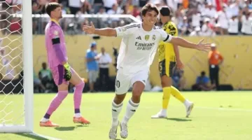 ريال مدريد يتفوق على بوروسيا دورتموند بهدفين في الشوط الأول