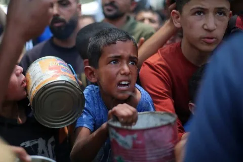 مصر والسعودية تناقشان سبل استئناف الهدنة في غزة