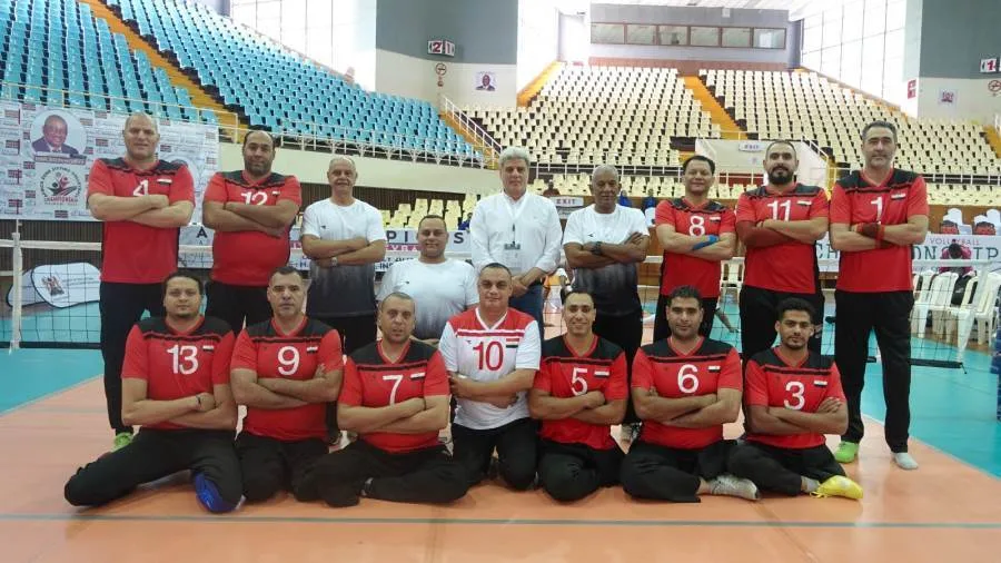 منتخب الكرة الطائرة البارالمبي يصعد إلى نصف نهائي بطولة إفريقيا في كينيا