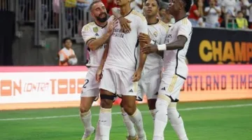بث حي للشوط الثاني من لقاء ريال مدريد وبروسيا دورتموند (2-0) في كأس العالم للأندية
