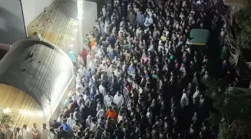 صوت بكاء النساء يعبئ «طهواي».. جنازة رائعة لسائق الميكروباص الذي قضى في حادث الطريق الإقليمي | اكتشف المزيد