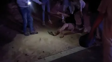 5 قتلى و3 سيارات تتحول إلى خردة في حادث مروع على طريق الواحات | صور
