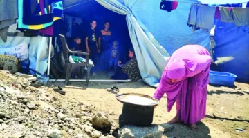 معاناة مزارعة displaced من بيت لاهيا