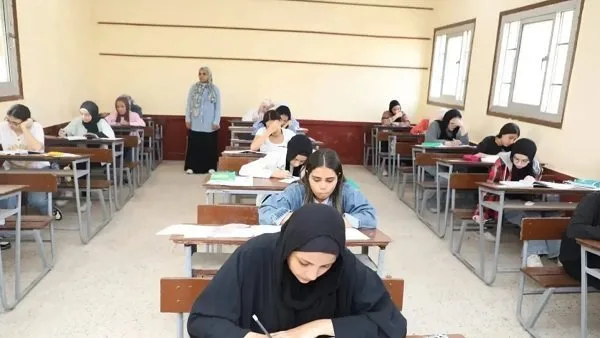 تفاصيل امتحانات الثانوية العامة 2025 بنظاميها ومخطط الأسئلة تفاصيل امتحانات الثانوية العامة 2025 بنظاميها ومخطط الأسئلة