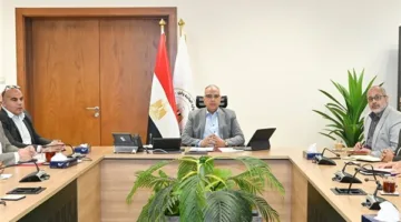 وزير الري يراقب تقدم مشروعات حماية السواحل على البحر المتوسط