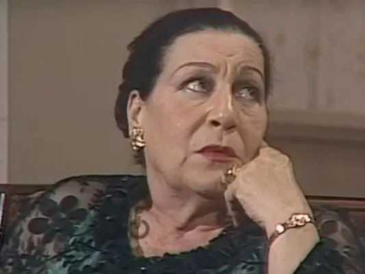 في احتفال بعيد ميلادها: زوزو نبيل، شهرزاد الإذاعة ونجمة الأدوار المعقدة في السينما المصرية في احتفال بعيد ميلادها: زوزو نبيل، شهرزاد الإذاعة ونجمة الأدوار المعقدة في السينما المصرية