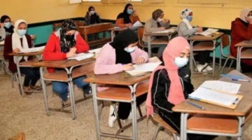أولياء أمور مصر يراقبون آراء طلاب الثانوية العامة حول امتحان الرياضيات البحتة في النظام الجديد