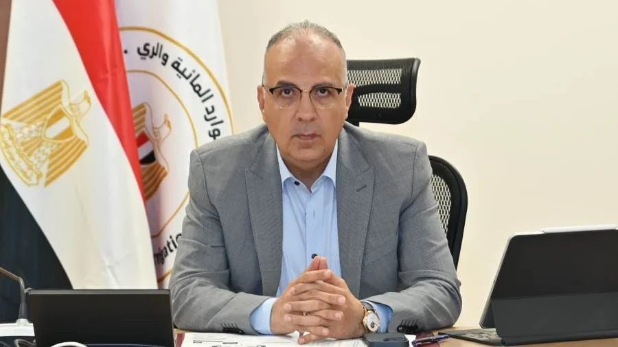 وزير الري: التغيرات المناخية السريعة تتطلب وضع استراتيجيات فعّالة للحد من تأثيراتها. وزير الري: التغيرات المناخية السريعة تتطلب وضع استراتيجيات فعّالة للحد من تأثيراتها.
